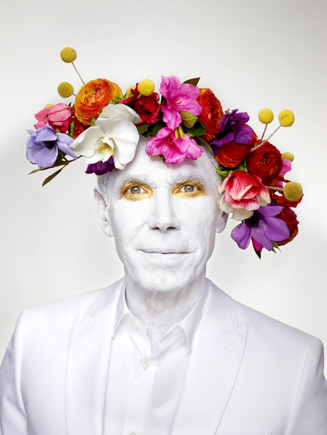 Martin Schoeller: Jeff Koons with Floral Headpiece