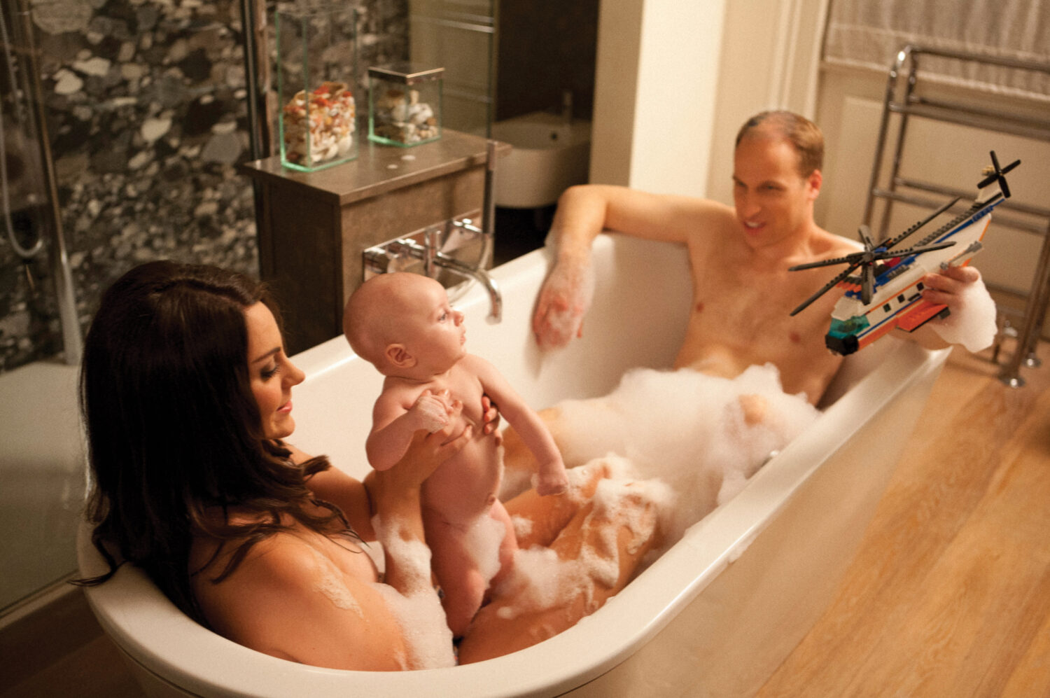 Alison Jackson: Will, Kate and Baby in Bath