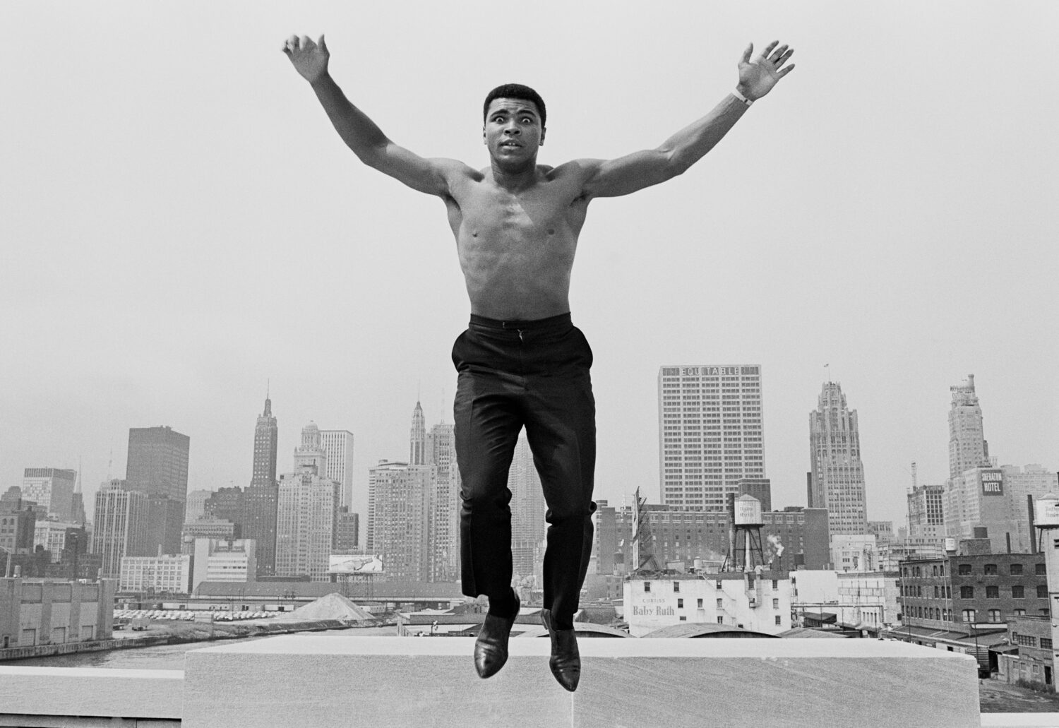 Thomas Hoepker: Muhammad Ali Jumping